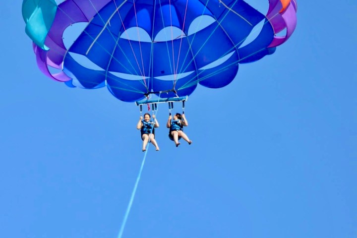 a parachute is flying in the air